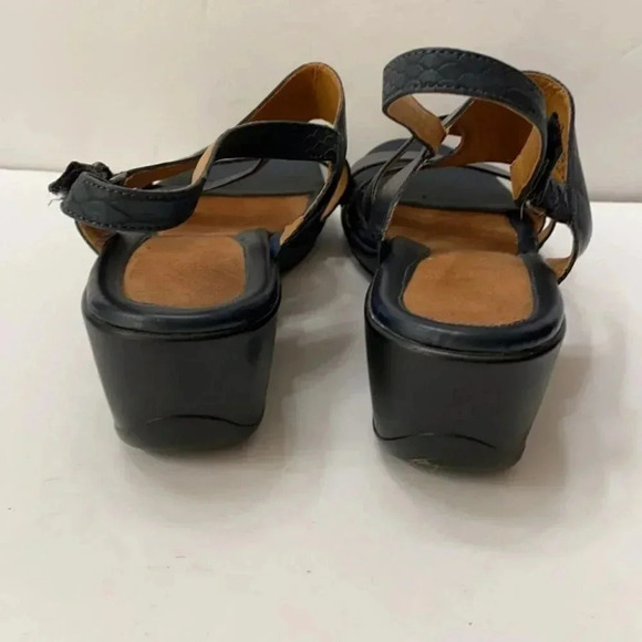 Naturalizer Tenor 9W Navy 2" comfort wedges - Picture 3 of 8
